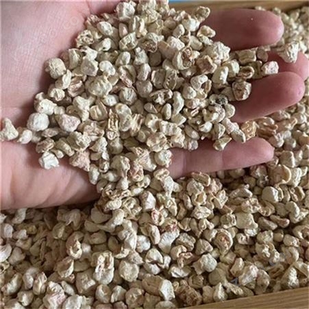 弈腾玉米芯批发价格 干燥吸水压块玉米芯 水泥板填充剂玉米芯