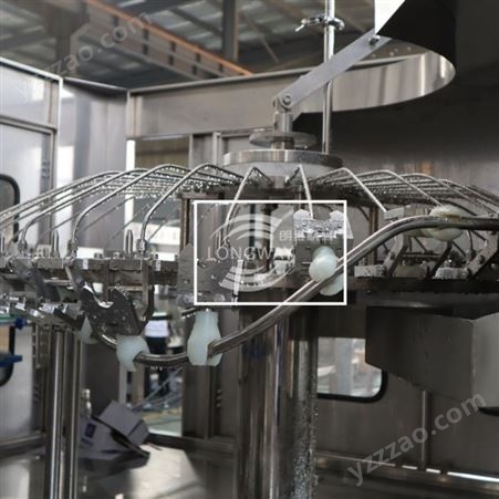 尚志市 纯净水灌装生产线 全自动三合一灌装机 瓶装水全套设备
