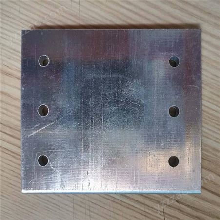 厂家加工施工缝镀锌钢板接头用U型卡子_冷接用钢边U型卡扣