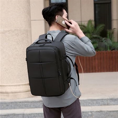 新款大容量扩容旅行背包男士商务防水多功能电脑双肩包男