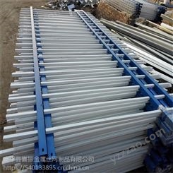 市政防护栏生产 市政锌钢隔离栏杆厂家