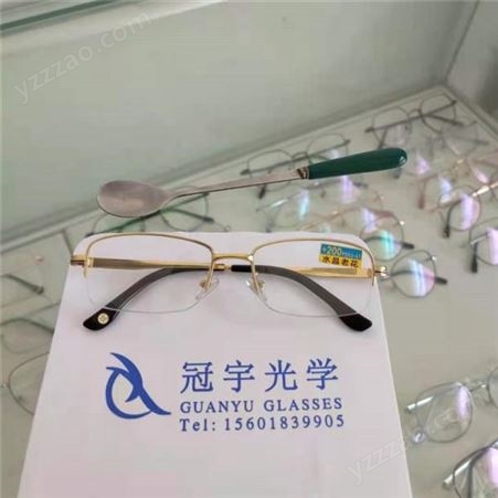 厂家出售 绿色 眼镜 半框 方便携带 不易疲劳 中老年眼镜价格 制作精良