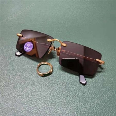 厂家批发 男士水晶太阳镜 不易掉色 耐汗液 久戴不累 护目养眼石头墨镜