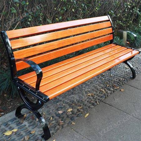 永康塑木条公园椅 铸铝脚公园椅 浅黄塑木条漂亮