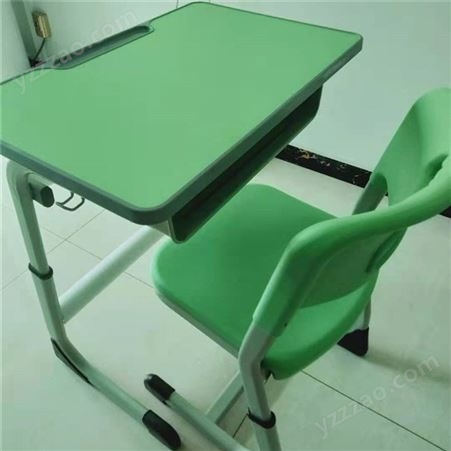 课桌椅 塑板课桌椅 教学用课桌椅 价格实惠